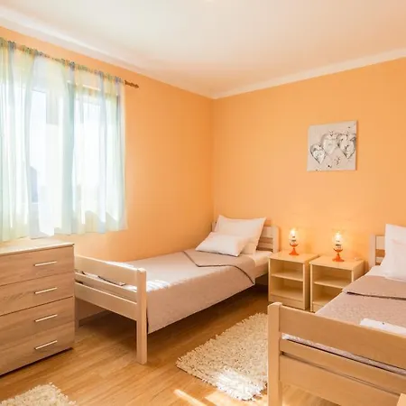 Apartment Boja