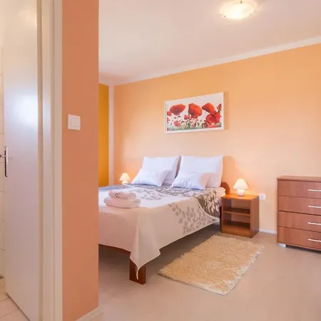 Boja 比奥格勒·纳·莫鲁