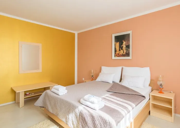 Boja * Биоград-на-Мору